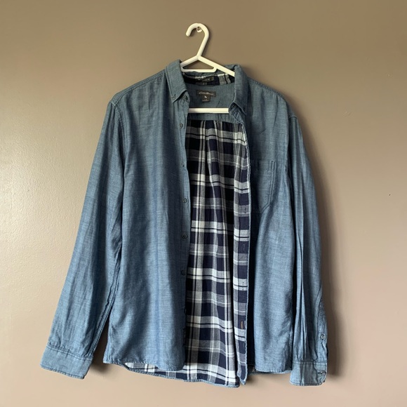 Eddie Bauer Denim Button Down - Picture 2 of 6